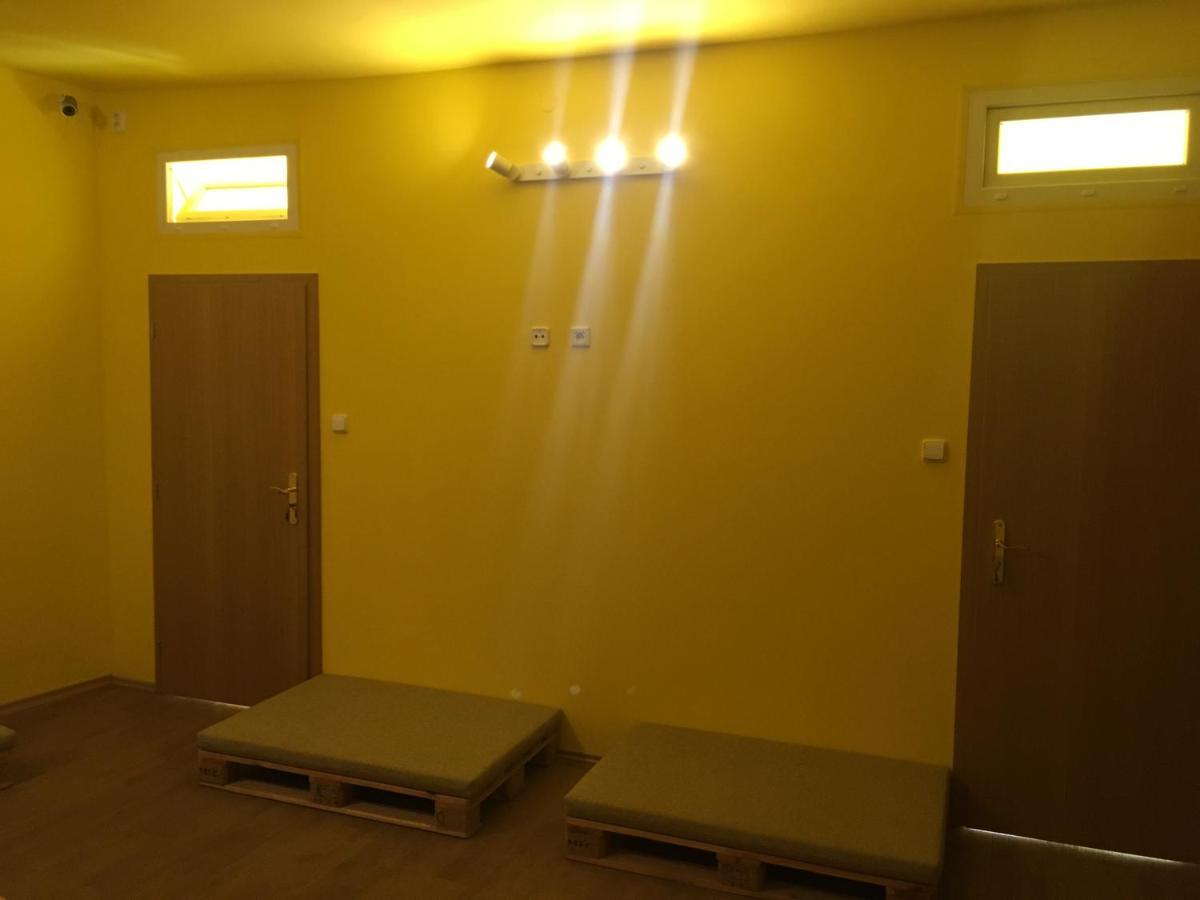 Cb Rooms/Bed&Soup Ceske Budejovice Bagian luar foto
