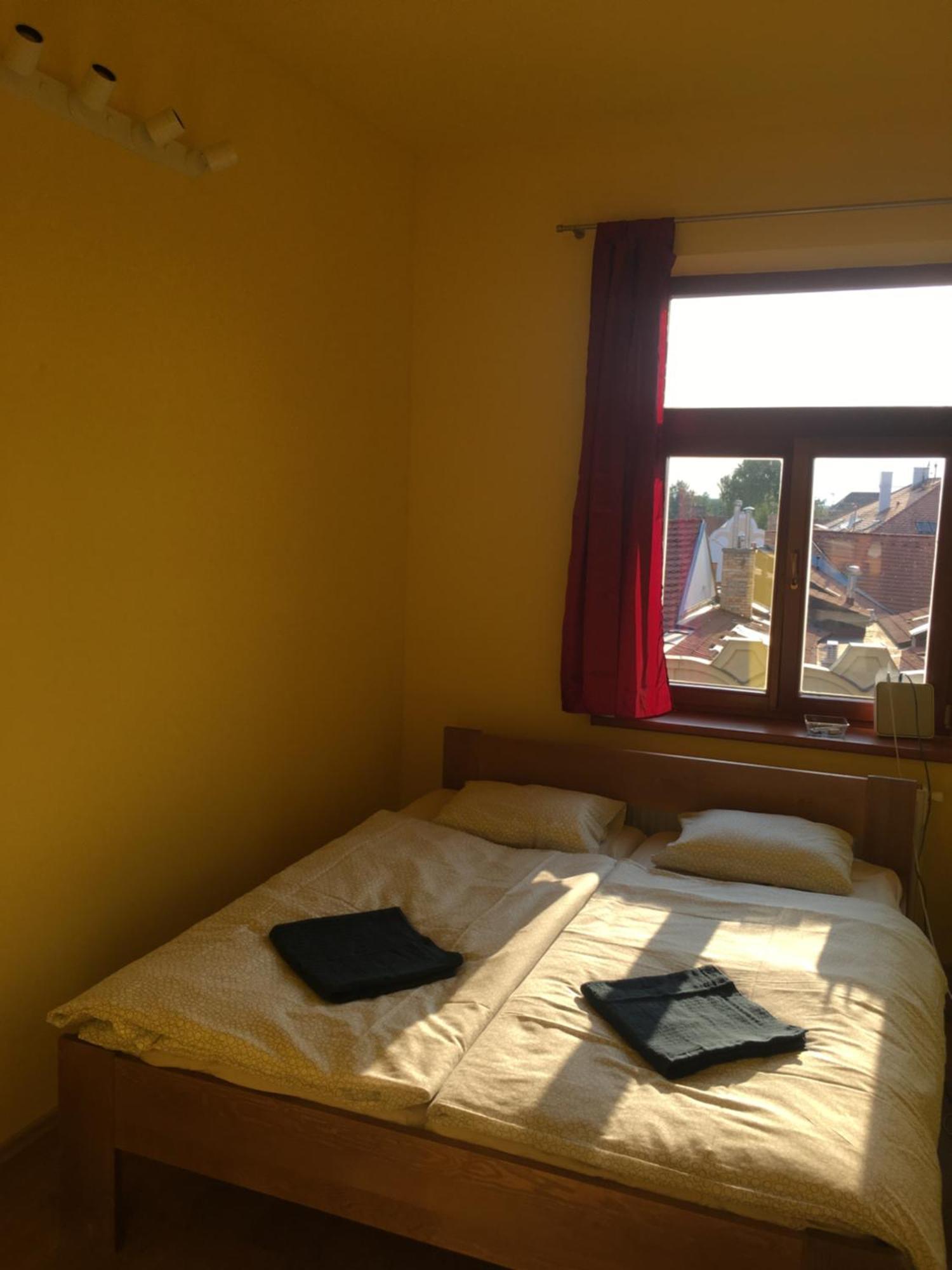 Cb Rooms/Bed&Soup Ceske Budejovice Bagian luar foto